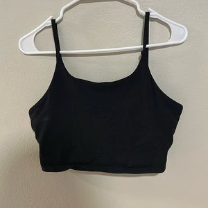 Black cropped workout tank top with built in bra